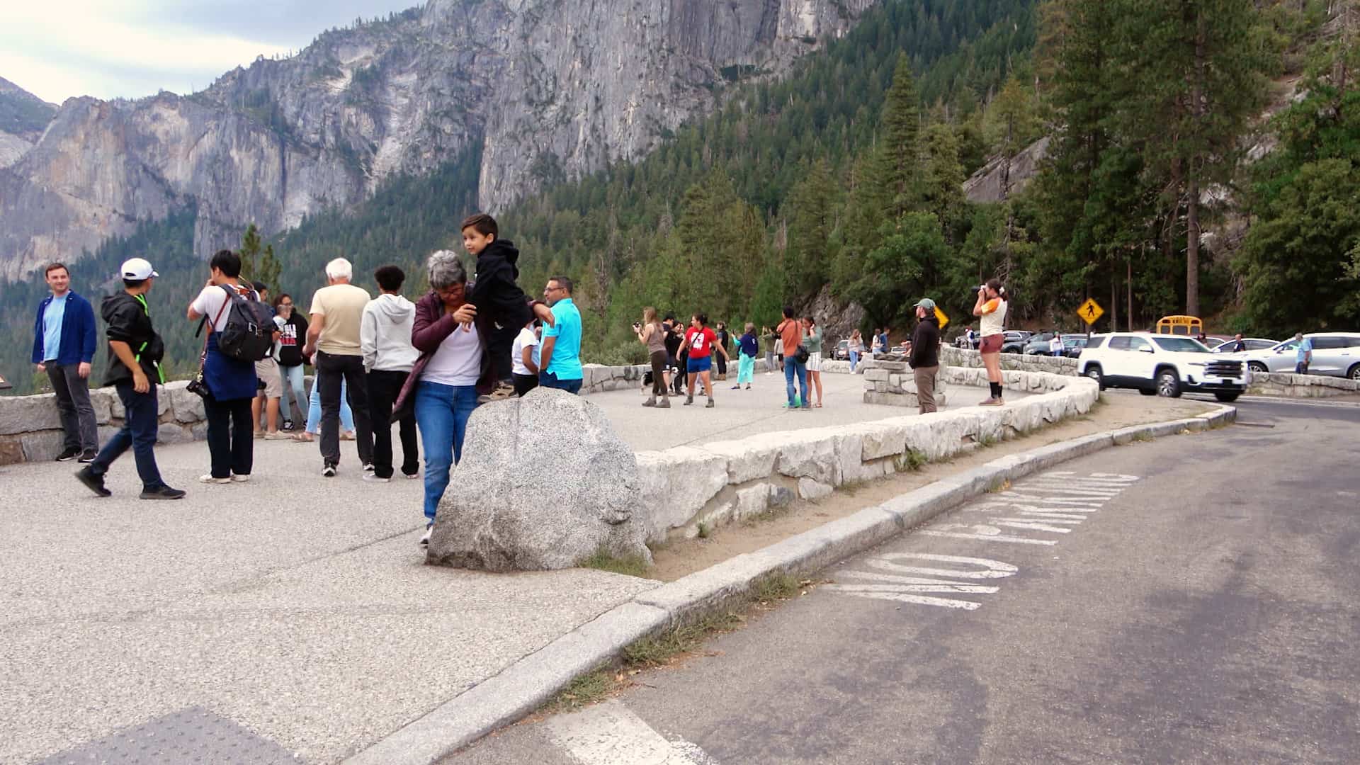 Tunnel View