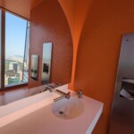 Im Frauen Restroom der Summit Experience (am Ende, nicht in der Mitte)